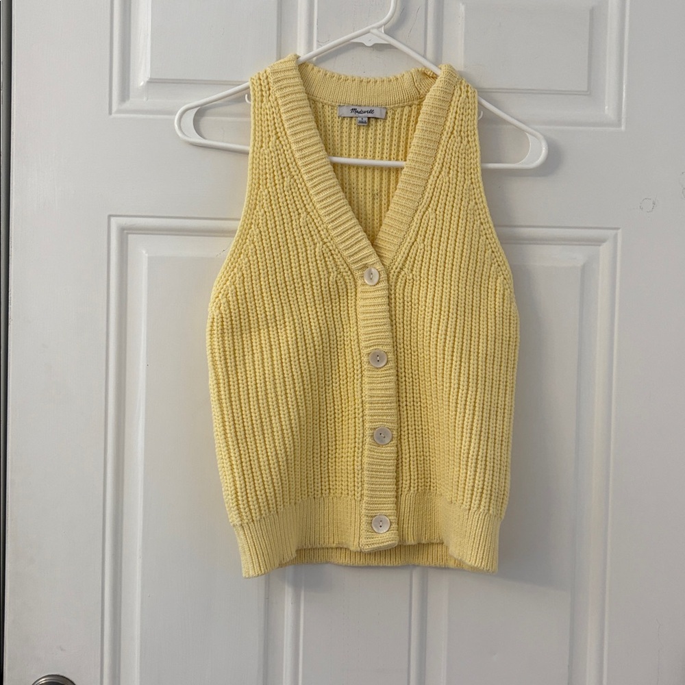 Madewell Soft Yellow Knit Vest sz small